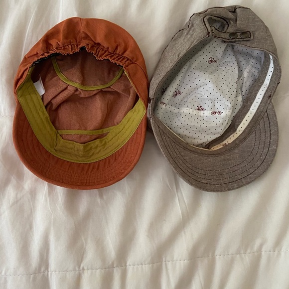 2 Pistil hats! - Picture 2 of 6